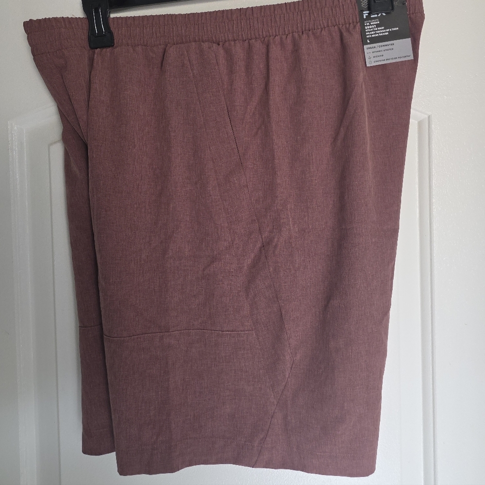 Men's FLX Accelerate 9-Inch Shorts FLX Burgundy NWT